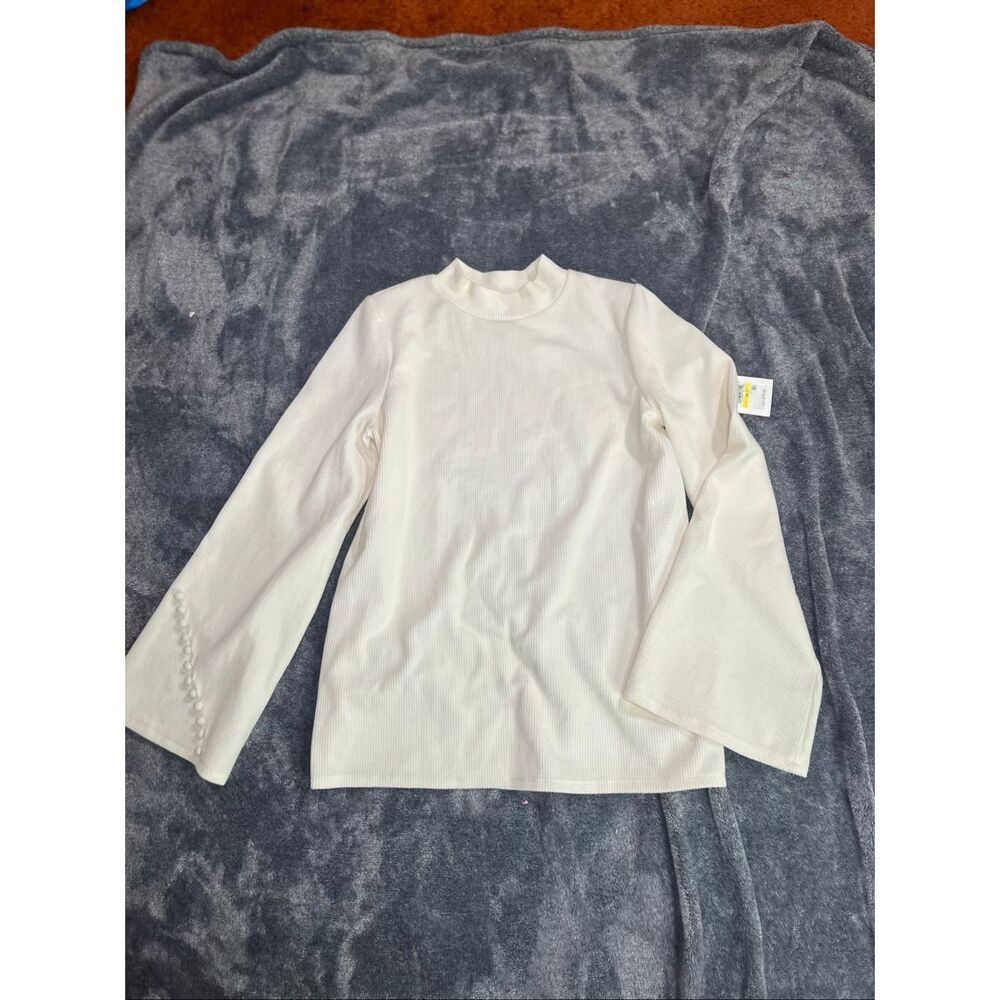 Kensie Ribbed Mock Neck Sweater Top Ivory Bell Sleeve Button Detail Women’s M NW